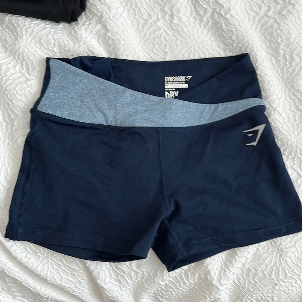 Gymshark DRY Shorts women’s size Small